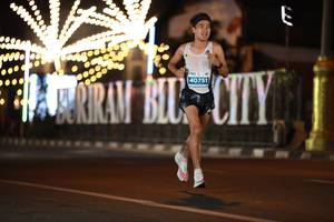 BIB: 40751
                            <button type="button" onclick="openModal(15052405)" class="btn btn-primary btn-sm float-right btn-popup" data-toggle="modal" data-target=".modal-high-quality">
                        <i class="fas fa-shopping-cart"></i> Add to Cart
                    </button>
                                            <button type="button" onclick="isThisMe(15052405, true)" class="btn btn-success btn-sm float-right btn-popup btn-isme hidden" data-toggle="tooltip" data-placement="bottom" title="นี่คือรูปของคุณใช่ไหม คลิกที่นี่เพื่อเอาเข้าอัลบั้ม">
                        <i class="fas fa-plus"></i> Add to album
                    </button>
                    <button type="button" onclick="isThisMe(15052405, false)" class="btn btn-warning btn-sm float-right btn-popup btn-isnotme hidden">
                        <i class="fas fa-ban"></i> Remove from album
                    </button>