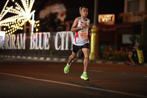 BIB: 21928
                            <button type="button" onclick="openModal(15052557)" class="btn btn-primary btn-sm float-right btn-popup" data-toggle="modal" data-target=".modal-high-quality">
                        <i class="fas fa-shopping-cart"></i> Add to Cart
                    </button>
                                            <button type="button" onclick="isThisMe(15052557, true)" class="btn btn-success btn-sm float-right btn-popup btn-isme hidden" data-toggle="tooltip" data-placement="bottom" title="นี่คือรูปของคุณใช่ไหม คลิกที่นี่เพื่อเอาเข้าอัลบั้ม">
                        <i class="fas fa-plus"></i> Add to album
                    </button>
                    <button type="button" onclick="isThisMe(15052557, false)" class="btn btn-warning btn-sm float-right btn-popup btn-isnotme hidden">
                        <i class="fas fa-ban"></i> Remove from album
                    </button>