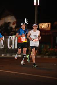 BIB: 42195, 269, 26951
                            <button type="button" onclick="openModal(15102502)" class="btn btn-primary btn-sm float-right btn-popup" data-toggle="modal" data-target=".modal-high-quality">
                        <i class="fas fa-shopping-cart"></i> Add to Cart
                    </button>
                                            <button type="button" onclick="isThisMe(15102502, true)" class="btn btn-success btn-sm float-right btn-popup btn-isme hidden" data-toggle="tooltip" data-placement="bottom" title="นี่คือรูปของคุณใช่ไหม คลิกที่นี่เพื่อเอาเข้าอัลบั้ม">
                        <i class="fas fa-plus"></i> Add to album
                    </button>
                    <button type="button" onclick="isThisMe(15102502, false)" class="btn btn-warning btn-sm float-right btn-popup btn-isnotme hidden">
                        <i class="fas fa-ban"></i> Remove from album
                    </button>