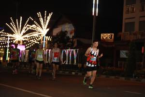 BIB: 2068
                            <button type="button" onclick="openModal(15219983)" class="btn btn-primary btn-sm float-right btn-popup" data-toggle="modal" data-target=".modal-high-quality">
                        <i class="fas fa-shopping-cart"></i> Add to Cart
                    </button>
                                            <button type="button" onclick="isThisMe(15219983, true)" class="btn btn-success btn-sm float-right btn-popup btn-isme hidden" data-toggle="tooltip" data-placement="bottom" title="นี่คือรูปของคุณใช่ไหม คลิกที่นี่เพื่อเอาเข้าอัลบั้ม">
                        <i class="fas fa-plus"></i> Add to album
                    </button>
                    <button type="button" onclick="isThisMe(15219983, false)" class="btn btn-warning btn-sm float-right btn-popup btn-isnotme hidden">
                        <i class="fas fa-ban"></i> Remove from album
                    </button>