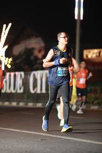 BIB: 42253
                            <button type="button" onclick="openModal(15106365)" class="btn btn-primary btn-sm float-right btn-popup" data-toggle="modal" data-target=".modal-high-quality">
                        <i class="fas fa-shopping-cart"></i> Add to Cart
                    </button>
                                            <button type="button" onclick="isThisMe(15106365, true)" class="btn btn-success btn-sm float-right btn-popup btn-isme hidden" data-toggle="tooltip" data-placement="bottom" title="นี่คือรูปของคุณใช่ไหม คลิกที่นี่เพื่อเอาเข้าอัลบั้ม">
                        <i class="fas fa-plus"></i> Add to album
                    </button>
                    <button type="button" onclick="isThisMe(15106365, false)" class="btn btn-warning btn-sm float-right btn-popup btn-isnotme hidden">
                        <i class="fas fa-ban"></i> Remove from album
                    </button>