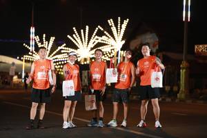 BIB: 3711
                            <button type="button" onclick="openModal(15222022)" class="btn btn-primary btn-sm float-right btn-popup" data-toggle="modal" data-target=".modal-high-quality">
                        <i class="fas fa-shopping-cart"></i> Add to Cart
                    </button>
                                            <button type="button" onclick="isThisMe(15222022, true)" class="btn btn-success btn-sm float-right btn-popup btn-isme hidden" data-toggle="tooltip" data-placement="bottom" title="นี่คือรูปของคุณใช่ไหม คลิกที่นี่เพื่อเอาเข้าอัลบั้ม">
                        <i class="fas fa-plus"></i> Add to album
                    </button>
                    <button type="button" onclick="isThisMe(15222022, false)" class="btn btn-warning btn-sm float-right btn-popup btn-isnotme hidden">
                        <i class="fas fa-ban"></i> Remove from album
                    </button>