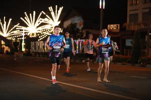 BIB: 45993, 47223
                            <button type="button" onclick="openModal(15221058)" class="btn btn-primary btn-sm float-right btn-popup" data-toggle="modal" data-target=".modal-high-quality">
                        <i class="fas fa-shopping-cart"></i> Add to Cart
                    </button>
                                            <button type="button" onclick="isThisMe(15221058, true)" class="btn btn-success btn-sm float-right btn-popup btn-isme hidden" data-toggle="tooltip" data-placement="bottom" title="นี่คือรูปของคุณใช่ไหม คลิกที่นี่เพื่อเอาเข้าอัลบั้ม">
                        <i class="fas fa-plus"></i> Add to album
                    </button>
                    <button type="button" onclick="isThisMe(15221058, false)" class="btn btn-warning btn-sm float-right btn-popup btn-isnotme hidden">
                        <i class="fas fa-ban"></i> Remove from album
                    </button>