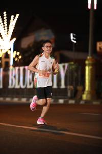BIB: 151
                            <button type="button" onclick="openModal(15053921)" class="btn btn-primary btn-sm float-right btn-popup" data-toggle="modal" data-target=".modal-high-quality">
                        <i class="fas fa-shopping-cart"></i> Add to Cart
                    </button>
                                            <button type="button" onclick="isThisMe(15053921, true)" class="btn btn-success btn-sm float-right btn-popup btn-isme hidden" data-toggle="tooltip" data-placement="bottom" title="นี่คือรูปของคุณใช่ไหม คลิกที่นี่เพื่อเอาเข้าอัลบั้ม">
                        <i class="fas fa-plus"></i> Add to album
                    </button>
                    <button type="button" onclick="isThisMe(15053921, false)" class="btn btn-warning btn-sm float-right btn-popup btn-isnotme hidden">
                        <i class="fas fa-ban"></i> Remove from album
                    </button>