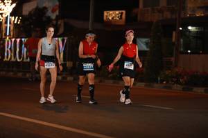 BIB: 4317, 43235, 40677
                            <button type="button" onclick="openModal(15220586)" class="btn btn-primary btn-sm float-right btn-popup" data-toggle="modal" data-target=".modal-high-quality">
                        <i class="fas fa-shopping-cart"></i> Add to Cart
                    </button>
                                            <button type="button" onclick="isThisMe(15220586, true)" class="btn btn-success btn-sm float-right btn-popup btn-isme hidden" data-toggle="tooltip" data-placement="bottom" title="นี่คือรูปของคุณใช่ไหม คลิกที่นี่เพื่อเอาเข้าอัลบั้ม">
                        <i class="fas fa-plus"></i> Add to album
                    </button>
                    <button type="button" onclick="isThisMe(15220586, false)" class="btn btn-warning btn-sm float-right btn-popup btn-isnotme hidden">
                        <i class="fas fa-ban"></i> Remove from album
                    </button>