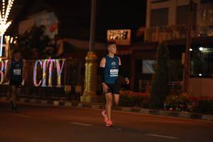 BIB: 4523
                            <button type="button" onclick="openModal(15221578)" class="btn btn-primary btn-sm float-right btn-popup" data-toggle="modal" data-target=".modal-high-quality">
                        <i class="fas fa-shopping-cart"></i> Add to Cart
                    </button>
                                            <button type="button" onclick="isThisMe(15221578, true)" class="btn btn-success btn-sm float-right btn-popup btn-isme hidden" data-toggle="tooltip" data-placement="bottom" title="นี่คือรูปของคุณใช่ไหม คลิกที่นี่เพื่อเอาเข้าอัลบั้ม">
                        <i class="fas fa-plus"></i> Add to album
                    </button>
                    <button type="button" onclick="isThisMe(15221578, false)" class="btn btn-warning btn-sm float-right btn-popup btn-isnotme hidden">
                        <i class="fas fa-ban"></i> Remove from album
                    </button>