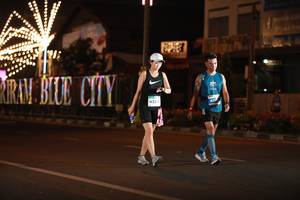 BIB: 4321, 411
                            <button type="button" onclick="openModal(15220688)" class="btn btn-primary btn-sm float-right btn-popup" data-toggle="modal" data-target=".modal-high-quality">
                        <i class="fas fa-shopping-cart"></i> Add to Cart
                    </button>
                                            <button type="button" onclick="isThisMe(15220688, true)" class="btn btn-success btn-sm float-right btn-popup btn-isme hidden" data-toggle="tooltip" data-placement="bottom" title="นี่คือรูปของคุณใช่ไหม คลิกที่นี่เพื่อเอาเข้าอัลบั้ม">
                        <i class="fas fa-plus"></i> Add to album
                    </button>
                    <button type="button" onclick="isThisMe(15220688, false)" class="btn btn-warning btn-sm float-right btn-popup btn-isnotme hidden">
                        <i class="fas fa-ban"></i> Remove from album
                    </button>