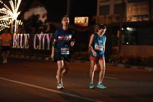 BIB: 47901, 46030
                            <button type="button" onclick="openModal(15219895)" class="btn btn-primary btn-sm float-right btn-popup" data-toggle="modal" data-target=".modal-high-quality">
                        <i class="fas fa-shopping-cart"></i> Add to Cart
                    </button>
                                            <button type="button" onclick="isThisMe(15219895, true)" class="btn btn-success btn-sm float-right btn-popup btn-isme hidden" data-toggle="tooltip" data-placement="bottom" title="นี่คือรูปของคุณใช่ไหม คลิกที่นี่เพื่อเอาเข้าอัลบั้ม">
                        <i class="fas fa-plus"></i> Add to album
                    </button>
                    <button type="button" onclick="isThisMe(15219895, false)" class="btn btn-warning btn-sm float-right btn-popup btn-isnotme hidden">
                        <i class="fas fa-ban"></i> Remove from album
                    </button>