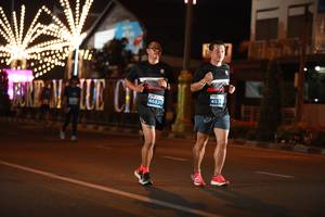 BIB: 453, 46820
                            <button type="button" onclick="openModal(15220501)" class="btn btn-primary btn-sm float-right btn-popup" data-toggle="modal" data-target=".modal-high-quality">
                        <i class="fas fa-shopping-cart"></i> Add to Cart
                    </button>
                                            <button type="button" onclick="isThisMe(15220501, true)" class="btn btn-success btn-sm float-right btn-popup btn-isme hidden" data-toggle="tooltip" data-placement="bottom" title="นี่คือรูปของคุณใช่ไหม คลิกที่นี่เพื่อเอาเข้าอัลบั้ม">
                        <i class="fas fa-plus"></i> Add to album
                    </button>
                    <button type="button" onclick="isThisMe(15220501, false)" class="btn btn-warning btn-sm float-right btn-popup btn-isnotme hidden">
                        <i class="fas fa-ban"></i> Remove from album
                    </button>