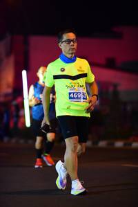 BIB: 46953
                            <button type="button" onclick="openModal(15073803)" class="btn btn-primary btn-sm float-right btn-popup" data-toggle="modal" data-target=".modal-high-quality">
                        <i class="fas fa-shopping-cart"></i> Add to Cart
                    </button>
                                            <button type="button" onclick="isThisMe(15073803, true)" class="btn btn-success btn-sm float-right btn-popup btn-isme hidden" data-toggle="tooltip" data-placement="bottom" title="นี่คือรูปของคุณใช่ไหม คลิกที่นี่เพื่อเอาเข้าอัลบั้ม">
                        <i class="fas fa-plus"></i> Add to album
                    </button>
                    <button type="button" onclick="isThisMe(15073803, false)" class="btn btn-warning btn-sm float-right btn-popup btn-isnotme hidden">
                        <i class="fas fa-ban"></i> Remove from album
                    </button>