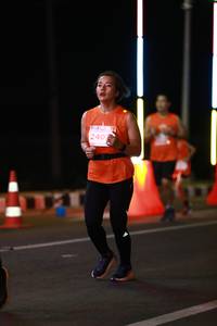 BIB: 240
                            <button type="button" onclick="openModal(13802124)" class="btn btn-primary btn-sm float-right btn-popup" data-toggle="modal" data-target=".modal-high-quality">
                        <i class="fas fa-shopping-cart"></i> Add to Cart
                    </button>
                                            <button type="button" onclick="isThisMe(13802124, true)" class="btn btn-success btn-sm float-right btn-popup btn-isme hidden" data-toggle="tooltip" data-placement="bottom" title="นี่คือรูปของคุณใช่ไหม คลิกที่นี่เพื่อเอาเข้าอัลบั้ม">
                        <i class="fas fa-plus"></i> Add to album
                    </button>
                    <button type="button" onclick="isThisMe(13802124, false)" class="btn btn-warning btn-sm float-right btn-popup btn-isnotme hidden">
                        <i class="fas fa-ban"></i> Remove from album
                    </button>