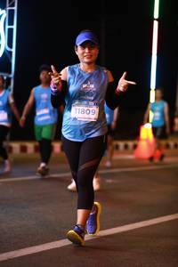 BIB: 11809
                            <button type="button" onclick="openModal(15139143)" class="btn btn-primary btn-sm float-right btn-popup" data-toggle="modal" data-target=".modal-high-quality">
                        <i class="fas fa-shopping-cart"></i> Add to Cart
                    </button>
                                            <button type="button" onclick="isThisMe(15139143, true)" class="btn btn-success btn-sm float-right btn-popup btn-isme hidden" data-toggle="tooltip" data-placement="bottom" title="นี่คือรูปของคุณใช่ไหม คลิกที่นี่เพื่อเอาเข้าอัลบั้ม">
                        <i class="fas fa-plus"></i> Add to album
                    </button>
                    <button type="button" onclick="isThisMe(15139143, false)" class="btn btn-warning btn-sm float-right btn-popup btn-isnotme hidden">
                        <i class="fas fa-ban"></i> Remove from album
                    </button>