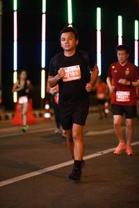 BIB: 195, 93211
                            <button type="button" onclick="openModal(14937212)" class="btn btn-primary btn-sm float-right btn-popup" data-toggle="modal" data-target=".modal-high-quality">
                        <i class="fas fa-shopping-cart"></i> Add to Cart
                    </button>
                                            <button type="button" onclick="isThisMe(14937212, true)" class="btn btn-success btn-sm float-right btn-popup btn-isme hidden" data-toggle="tooltip" data-placement="bottom" title="นี่คือรูปของคุณใช่ไหม คลิกที่นี่เพื่อเอาเข้าอัลบั้ม">
                        <i class="fas fa-plus"></i> Add to album
                    </button>
                    <button type="button" onclick="isThisMe(14937212, false)" class="btn btn-warning btn-sm float-right btn-popup btn-isnotme hidden">
                        <i class="fas fa-ban"></i> Remove from album
                    </button>