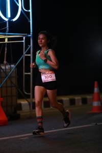 BIB: 100
                            <button type="button" onclick="openModal(13781423)" class="btn btn-primary btn-sm float-right btn-popup" data-toggle="modal" data-target=".modal-high-quality">
                        <i class="fas fa-shopping-cart"></i> Add to Cart
                    </button>
                                            <button type="button" onclick="isThisMe(13781423, true)" class="btn btn-success btn-sm float-right btn-popup btn-isme hidden" data-toggle="tooltip" data-placement="bottom" title="นี่คือรูปของคุณใช่ไหม คลิกที่นี่เพื่อเอาเข้าอัลบั้ม">
                        <i class="fas fa-plus"></i> Add to album
                    </button>
                    <button type="button" onclick="isThisMe(13781423, false)" class="btn btn-warning btn-sm float-right btn-popup btn-isnotme hidden">
                        <i class="fas fa-ban"></i> Remove from album
                    </button>