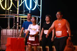 BIB: 2925, 20660, 77206
                            <button type="button" onclick="openModal(15168047)" class="btn btn-primary btn-sm float-right btn-popup" data-toggle="modal" data-target=".modal-high-quality">
                        <i class="fas fa-shopping-cart"></i> Add to Cart
                    </button>
                                            <button type="button" onclick="isThisMe(15168047, true)" class="btn btn-success btn-sm float-right btn-popup btn-isme hidden" data-toggle="tooltip" data-placement="bottom" title="นี่คือรูปของคุณใช่ไหม คลิกที่นี่เพื่อเอาเข้าอัลบั้ม">
                        <i class="fas fa-plus"></i> Add to album
                    </button>
                    <button type="button" onclick="isThisMe(15168047, false)" class="btn btn-warning btn-sm float-right btn-popup btn-isnotme hidden">
                        <i class="fas fa-ban"></i> Remove from album
                    </button>