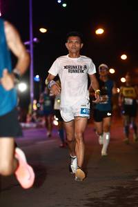 BIB: 411
                            <button type="button" onclick="openModal(13743997)" class="btn btn-primary btn-sm float-right btn-popup" data-toggle="modal" data-target=".modal-high-quality">
                        <i class="fas fa-shopping-cart"></i> Add to Cart
                    </button>
                                            <button type="button" onclick="isThisMe(13743997, true)" class="btn btn-success btn-sm float-right btn-popup btn-isme hidden" data-toggle="tooltip" data-placement="bottom" title="นี่คือรูปของคุณใช่ไหม คลิกที่นี่เพื่อเอาเข้าอัลบั้ม">
                        <i class="fas fa-plus"></i> Add to album
                    </button>
                    <button type="button" onclick="isThisMe(13743997, false)" class="btn btn-warning btn-sm float-right btn-popup btn-isnotme hidden">
                        <i class="fas fa-ban"></i> Remove from album
                    </button>