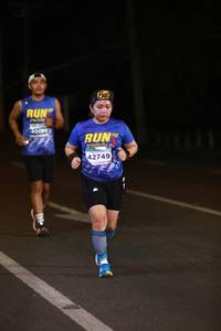 BIB: 400, 42749
                            <button type="button" onclick="openModal(13767798)" class="btn btn-primary btn-sm float-right btn-popup" data-toggle="modal" data-target=".modal-high-quality">
                        <i class="fas fa-shopping-cart"></i> Add to Cart
                    </button>
                                            <button type="button" onclick="isThisMe(13767798, true)" class="btn btn-success btn-sm float-right btn-popup btn-isme hidden" data-toggle="tooltip" data-placement="bottom" title="นี่คือรูปของคุณใช่ไหม คลิกที่นี่เพื่อเอาเข้าอัลบั้ม">
                        <i class="fas fa-plus"></i> Add to album
                    </button>
                    <button type="button" onclick="isThisMe(13767798, false)" class="btn btn-warning btn-sm float-right btn-popup btn-isnotme hidden">
                        <i class="fas fa-ban"></i> Remove from album
                    </button>