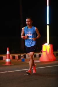 BIB: 828
                            <button type="button" onclick="openModal(15190238)" class="btn btn-primary btn-sm float-right btn-popup" data-toggle="modal" data-target=".modal-high-quality">
                        <i class="fas fa-shopping-cart"></i> Add to Cart
                    </button>
                                            <button type="button" onclick="isThisMe(15190238, true)" class="btn btn-success btn-sm float-right btn-popup btn-isme hidden" data-toggle="tooltip" data-placement="bottom" title="นี่คือรูปของคุณใช่ไหม คลิกที่นี่เพื่อเอาเข้าอัลบั้ม">
                        <i class="fas fa-plus"></i> Add to album
                    </button>
                    <button type="button" onclick="isThisMe(15190238, false)" class="btn btn-warning btn-sm float-right btn-popup btn-isnotme hidden">
                        <i class="fas fa-ban"></i> Remove from album
                    </button>