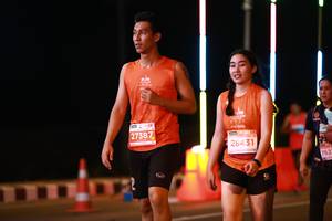 BIB: 071, 27387, 28431, 762
                            <button type="button" onclick="openModal(15150372)" class="btn btn-primary btn-sm float-right btn-popup" data-toggle="modal" data-target=".modal-high-quality">
                        <i class="fas fa-shopping-cart"></i> Add to Cart
                    </button>
                                            <button type="button" onclick="isThisMe(15150372, true)" class="btn btn-success btn-sm float-right btn-popup btn-isme hidden" data-toggle="tooltip" data-placement="bottom" title="นี่คือรูปของคุณใช่ไหม คลิกที่นี่เพื่อเอาเข้าอัลบั้ม">
                        <i class="fas fa-plus"></i> Add to album
                    </button>
                    <button type="button" onclick="isThisMe(15150372, false)" class="btn btn-warning btn-sm float-right btn-popup btn-isnotme hidden">
                        <i class="fas fa-ban"></i> Remove from album
                    </button>