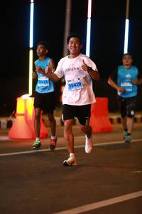 BIB: 5623, 95419
                            <button type="button" onclick="openModal(15121841)" class="btn btn-primary btn-sm float-right btn-popup" data-toggle="modal" data-target=".modal-high-quality">
                        <i class="fas fa-shopping-cart"></i> Add to Cart
                    </button>
                                            <button type="button" onclick="isThisMe(15121841, true)" class="btn btn-success btn-sm float-right btn-popup btn-isme hidden" data-toggle="tooltip" data-placement="bottom" title="นี่คือรูปของคุณใช่ไหม คลิกที่นี่เพื่อเอาเข้าอัลบั้ม">
                        <i class="fas fa-plus"></i> Add to album
                    </button>
                    <button type="button" onclick="isThisMe(15121841, false)" class="btn btn-warning btn-sm float-right btn-popup btn-isnotme hidden">
                        <i class="fas fa-ban"></i> Remove from album
                    </button>