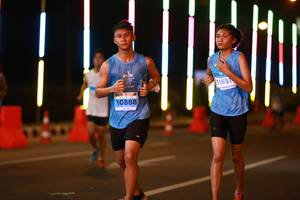 BIB: 1165, 10888
                            <button type="button" onclick="openModal(15184768)" class="btn btn-primary btn-sm float-right btn-popup" data-toggle="modal" data-target=".modal-high-quality">
                        <i class="fas fa-shopping-cart"></i> Add to Cart
                    </button>
                                            <button type="button" onclick="isThisMe(15184768, true)" class="btn btn-success btn-sm float-right btn-popup btn-isme hidden" data-toggle="tooltip" data-placement="bottom" title="นี่คือรูปของคุณใช่ไหม คลิกที่นี่เพื่อเอาเข้าอัลบั้ม">
                        <i class="fas fa-plus"></i> Add to album
                    </button>
                    <button type="button" onclick="isThisMe(15184768, false)" class="btn btn-warning btn-sm float-right btn-popup btn-isnotme hidden">
                        <i class="fas fa-ban"></i> Remove from album
                    </button>