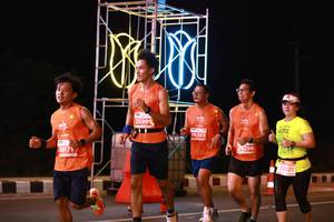 BIB: 25999, 26283, 26298, 26171, 22521
                            <button type="button" onclick="openModal(13801695)" class="btn btn-primary btn-sm float-right btn-popup" data-toggle="modal" data-target=".modal-high-quality">
                        <i class="fas fa-shopping-cart"></i> Add to Cart
                    </button>
                                            <button type="button" onclick="isThisMe(13801695, true)" class="btn btn-success btn-sm float-right btn-popup btn-isme hidden" data-toggle="tooltip" data-placement="bottom" title="นี่คือรูปของคุณใช่ไหม คลิกที่นี่เพื่อเอาเข้าอัลบั้ม">
                        <i class="fas fa-plus"></i> Add to album
                    </button>
                    <button type="button" onclick="isThisMe(13801695, false)" class="btn btn-warning btn-sm float-right btn-popup btn-isnotme hidden">
                        <i class="fas fa-ban"></i> Remove from album
                    </button>