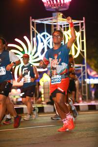 BIB: 933, 45960
                            <button type="button" onclick="openModal(13764452)" class="btn btn-primary btn-sm float-right btn-popup" data-toggle="modal" data-target=".modal-high-quality">
                        <i class="fas fa-shopping-cart"></i> Add to Cart
                    </button>
                                            <button type="button" onclick="isThisMe(13764452, true)" class="btn btn-success btn-sm float-right btn-popup btn-isme hidden" data-toggle="tooltip" data-placement="bottom" title="นี่คือรูปของคุณใช่ไหม คลิกที่นี่เพื่อเอาเข้าอัลบั้ม">
                        <i class="fas fa-plus"></i> Add to album
                    </button>
                    <button type="button" onclick="isThisMe(13764452, false)" class="btn btn-warning btn-sm float-right btn-popup btn-isnotme hidden">
                        <i class="fas fa-ban"></i> Remove from album
                    </button>