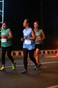 BIB: 0410, 50634, 11265
                            <button type="button" onclick="openModal(15122978)" class="btn btn-primary btn-sm float-right btn-popup" data-toggle="modal" data-target=".modal-high-quality">
                        <i class="fas fa-shopping-cart"></i> Add to Cart
                    </button>
                                            <button type="button" onclick="isThisMe(15122978, true)" class="btn btn-success btn-sm float-right btn-popup btn-isme hidden" data-toggle="tooltip" data-placement="bottom" title="นี่คือรูปของคุณใช่ไหม คลิกที่นี่เพื่อเอาเข้าอัลบั้ม">
                        <i class="fas fa-plus"></i> Add to album
                    </button>
                    <button type="button" onclick="isThisMe(15122978, false)" class="btn btn-warning btn-sm float-right btn-popup btn-isnotme hidden">
                        <i class="fas fa-ban"></i> Remove from album
                    </button>
