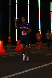 BIB: 216
                            <button type="button" onclick="openModal(13785988)" class="btn btn-primary btn-sm float-right btn-popup" data-toggle="modal" data-target=".modal-high-quality">
                        <i class="fas fa-shopping-cart"></i> Add to Cart
                    </button>
                                            <button type="button" onclick="isThisMe(13785988, true)" class="btn btn-success btn-sm float-right btn-popup btn-isme hidden" data-toggle="tooltip" data-placement="bottom" title="นี่คือรูปของคุณใช่ไหม คลิกที่นี่เพื่อเอาเข้าอัลบั้ม">
                        <i class="fas fa-plus"></i> Add to album
                    </button>
                    <button type="button" onclick="isThisMe(13785988, false)" class="btn btn-warning btn-sm float-right btn-popup btn-isnotme hidden">
                        <i class="fas fa-ban"></i> Remove from album
                    </button>