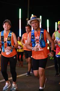 BIB: 262
                            <button type="button" onclick="openModal(14941088)" class="btn btn-primary btn-sm float-right btn-popup" data-toggle="modal" data-target=".modal-high-quality">
                        <i class="fas fa-shopping-cart"></i> Add to Cart
                    </button>
                                            <button type="button" onclick="isThisMe(14941088, true)" class="btn btn-success btn-sm float-right btn-popup btn-isme hidden" data-toggle="tooltip" data-placement="bottom" title="นี่คือรูปของคุณใช่ไหม คลิกที่นี่เพื่อเอาเข้าอัลบั้ม">
                        <i class="fas fa-plus"></i> Add to album
                    </button>
                    <button type="button" onclick="isThisMe(14941088, false)" class="btn btn-warning btn-sm float-right btn-popup btn-isnotme hidden">
                        <i class="fas fa-ban"></i> Remove from album
                    </button>