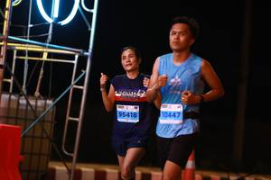 BIB: 95418, 10447
                            <button type="button" onclick="openModal(15125771)" class="btn btn-primary btn-sm float-right btn-popup" data-toggle="modal" data-target=".modal-high-quality">
                        <i class="fas fa-shopping-cart"></i> Add to Cart
                    </button>
                                            <button type="button" onclick="isThisMe(15125771, true)" class="btn btn-success btn-sm float-right btn-popup btn-isme hidden" data-toggle="tooltip" data-placement="bottom" title="นี่คือรูปของคุณใช่ไหม คลิกที่นี่เพื่อเอาเข้าอัลบั้ม">
                        <i class="fas fa-plus"></i> Add to album
                    </button>
                    <button type="button" onclick="isThisMe(15125771, false)" class="btn btn-warning btn-sm float-right btn-popup btn-isnotme hidden">
                        <i class="fas fa-ban"></i> Remove from album
                    </button>