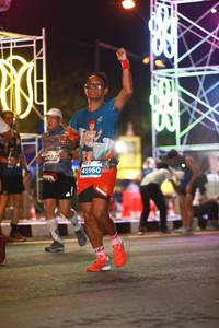 BIB: 45960
                            <button type="button" onclick="openModal(13764433)" class="btn btn-primary btn-sm float-right btn-popup" data-toggle="modal" data-target=".modal-high-quality">
                        <i class="fas fa-shopping-cart"></i> Add to Cart
                    </button>
                                            <button type="button" onclick="isThisMe(13764433, true)" class="btn btn-success btn-sm float-right btn-popup btn-isme hidden" data-toggle="tooltip" data-placement="bottom" title="นี่คือรูปของคุณใช่ไหม คลิกที่นี่เพื่อเอาเข้าอัลบั้ม">
                        <i class="fas fa-plus"></i> Add to album
                    </button>
                    <button type="button" onclick="isThisMe(13764433, false)" class="btn btn-warning btn-sm float-right btn-popup btn-isnotme hidden">
                        <i class="fas fa-ban"></i> Remove from album
                    </button>