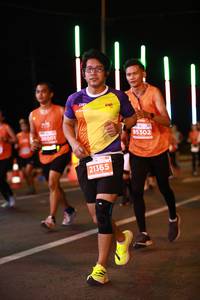 BIB: 95302, 21365
                            <button type="button" onclick="openModal(14934462)" class="btn btn-primary btn-sm float-right btn-popup" data-toggle="modal" data-target=".modal-high-quality">
                        <i class="fas fa-shopping-cart"></i> Add to Cart
                    </button>
                                            <button type="button" onclick="isThisMe(14934462, true)" class="btn btn-success btn-sm float-right btn-popup btn-isme hidden" data-toggle="tooltip" data-placement="bottom" title="นี่คือรูปของคุณใช่ไหม คลิกที่นี่เพื่อเอาเข้าอัลบั้ม">
                        <i class="fas fa-plus"></i> Add to album
                    </button>
                    <button type="button" onclick="isThisMe(14934462, false)" class="btn btn-warning btn-sm float-right btn-popup btn-isnotme hidden">
                        <i class="fas fa-ban"></i> Remove from album
                    </button>