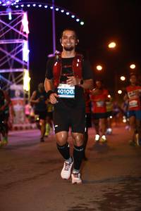 BIB: 40100
                            <button type="button" onclick="openModal(13751501)" class="btn btn-primary btn-sm float-right btn-popup" data-toggle="modal" data-target=".modal-high-quality">
                        <i class="fas fa-shopping-cart"></i> Add to Cart
                    </button>
                                            <button type="button" onclick="isThisMe(13751501, true)" class="btn btn-success btn-sm float-right btn-popup btn-isme hidden" data-toggle="tooltip" data-placement="bottom" title="นี่คือรูปของคุณใช่ไหม คลิกที่นี่เพื่อเอาเข้าอัลบั้ม">
                        <i class="fas fa-plus"></i> Add to album
                    </button>
                    <button type="button" onclick="isThisMe(13751501, false)" class="btn btn-warning btn-sm float-right btn-popup btn-isnotme hidden">
                        <i class="fas fa-ban"></i> Remove from album
                    </button>