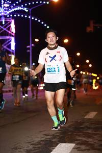 BIB: 4094
                            <button type="button" onclick="openModal(13744457)" class="btn btn-primary btn-sm float-right btn-popup" data-toggle="modal" data-target=".modal-high-quality">
                        <i class="fas fa-shopping-cart"></i> Add to Cart
                    </button>
                                            <button type="button" onclick="isThisMe(13744457, true)" class="btn btn-success btn-sm float-right btn-popup btn-isme hidden" data-toggle="tooltip" data-placement="bottom" title="นี่คือรูปของคุณใช่ไหม คลิกที่นี่เพื่อเอาเข้าอัลบั้ม">
                        <i class="fas fa-plus"></i> Add to album
                    </button>
                    <button type="button" onclick="isThisMe(13744457, false)" class="btn btn-warning btn-sm float-right btn-popup btn-isnotme hidden">
                        <i class="fas fa-ban"></i> Remove from album
                    </button>