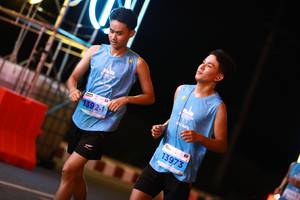BIB: 139, 13973
                            <button type="button" onclick="openModal(15126325)" class="btn btn-primary btn-sm float-right btn-popup" data-toggle="modal" data-target=".modal-high-quality">
                        <i class="fas fa-shopping-cart"></i> Add to Cart
                    </button>
                                            <button type="button" onclick="isThisMe(15126325, true)" class="btn btn-success btn-sm float-right btn-popup btn-isme hidden" data-toggle="tooltip" data-placement="bottom" title="นี่คือรูปของคุณใช่ไหม คลิกที่นี่เพื่อเอาเข้าอัลบั้ม">
                        <i class="fas fa-plus"></i> Add to album
                    </button>
                    <button type="button" onclick="isThisMe(15126325, false)" class="btn btn-warning btn-sm float-right btn-popup btn-isnotme hidden">
                        <i class="fas fa-ban"></i> Remove from album
                    </button>