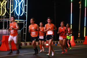 BIB: 21501, 23671, 20186, 27839, 23017
                            <button type="button" onclick="openModal(13798772)" class="btn btn-primary btn-sm float-right btn-popup" data-toggle="modal" data-target=".modal-high-quality">
                        <i class="fas fa-shopping-cart"></i> Add to Cart
                    </button>
                                            <button type="button" onclick="isThisMe(13798772, true)" class="btn btn-success btn-sm float-right btn-popup btn-isme hidden" data-toggle="tooltip" data-placement="bottom" title="นี่คือรูปของคุณใช่ไหม คลิกที่นี่เพื่อเอาเข้าอัลบั้ม">
                        <i class="fas fa-plus"></i> Add to album
                    </button>
                    <button type="button" onclick="isThisMe(13798772, false)" class="btn btn-warning btn-sm float-right btn-popup btn-isnotme hidden">
                        <i class="fas fa-ban"></i> Remove from album
                    </button>