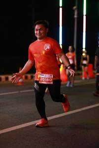 BIB: 20180
                            <button type="button" onclick="openModal(15125469)" class="btn btn-primary btn-sm float-right btn-popup" data-toggle="modal" data-target=".modal-high-quality">
                        <i class="fas fa-shopping-cart"></i> Add to Cart
                    </button>
                                            <button type="button" onclick="isThisMe(15125469, true)" class="btn btn-success btn-sm float-right btn-popup btn-isme hidden" data-toggle="tooltip" data-placement="bottom" title="นี่คือรูปของคุณใช่ไหม คลิกที่นี่เพื่อเอาเข้าอัลบั้ม">
                        <i class="fas fa-plus"></i> Add to album
                    </button>
                    <button type="button" onclick="isThisMe(15125469, false)" class="btn btn-warning btn-sm float-right btn-popup btn-isnotme hidden">
                        <i class="fas fa-ban"></i> Remove from album
                    </button>