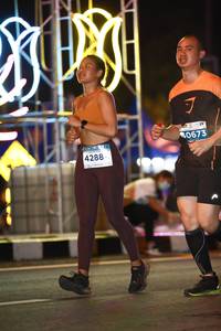 BIB: 40673, 4288
                            <button type="button" onclick="openModal(13767297)" class="btn btn-primary btn-sm float-right btn-popup" data-toggle="modal" data-target=".modal-high-quality">
                        <i class="fas fa-shopping-cart"></i> Add to Cart
                    </button>
                                            <button type="button" onclick="isThisMe(13767297, true)" class="btn btn-success btn-sm float-right btn-popup btn-isme hidden" data-toggle="tooltip" data-placement="bottom" title="นี่คือรูปของคุณใช่ไหม คลิกที่นี่เพื่อเอาเข้าอัลบั้ม">
                        <i class="fas fa-plus"></i> Add to album
                    </button>
                    <button type="button" onclick="isThisMe(13767297, false)" class="btn btn-warning btn-sm float-right btn-popup btn-isnotme hidden">
                        <i class="fas fa-ban"></i> Remove from album
                    </button>