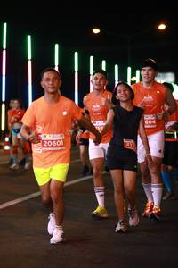 BIB: 604, 219, 20601
                            <button type="button" onclick="openModal(15020027)" class="btn btn-primary btn-sm float-right btn-popup" data-toggle="modal" data-target=".modal-high-quality">
                        <i class="fas fa-shopping-cart"></i> Add to Cart
                    </button>
                                            <button type="button" onclick="isThisMe(15020027, true)" class="btn btn-success btn-sm float-right btn-popup btn-isme hidden" data-toggle="tooltip" data-placement="bottom" title="นี่คือรูปของคุณใช่ไหม คลิกที่นี่เพื่อเอาเข้าอัลบั้ม">
                        <i class="fas fa-plus"></i> Add to album
                    </button>
                    <button type="button" onclick="isThisMe(15020027, false)" class="btn btn-warning btn-sm float-right btn-popup btn-isnotme hidden">
                        <i class="fas fa-ban"></i> Remove from album
                    </button>