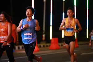 BIB: 13243, 13275, 2593
                            <button type="button" onclick="openModal(15158042)" class="btn btn-primary btn-sm float-right btn-popup" data-toggle="modal" data-target=".modal-high-quality">
                        <i class="fas fa-shopping-cart"></i> Add to Cart
                    </button>
                                            <button type="button" onclick="isThisMe(15158042, true)" class="btn btn-success btn-sm float-right btn-popup btn-isme hidden" data-toggle="tooltip" data-placement="bottom" title="นี่คือรูปของคุณใช่ไหม คลิกที่นี่เพื่อเอาเข้าอัลบั้ม">
                        <i class="fas fa-plus"></i> Add to album
                    </button>
                    <button type="button" onclick="isThisMe(15158042, false)" class="btn btn-warning btn-sm float-right btn-popup btn-isnotme hidden">
                        <i class="fas fa-ban"></i> Remove from album
                    </button>