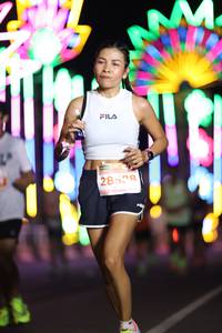 BIB: 28538
                            <button type="button" onclick="openModal(14995779)" class="btn btn-primary btn-sm float-right btn-popup" data-toggle="modal" data-target=".modal-high-quality">
                        <i class="fas fa-shopping-cart"></i> Add to Cart
                    </button>
                                            <button type="button" onclick="isThisMe(14995779, true)" class="btn btn-success btn-sm float-right btn-popup btn-isme hidden" data-toggle="tooltip" data-placement="bottom" title="นี่คือรูปของคุณใช่ไหม คลิกที่นี่เพื่อเอาเข้าอัลบั้ม">
                        <i class="fas fa-plus"></i> Add to album
                    </button>
                    <button type="button" onclick="isThisMe(14995779, false)" class="btn btn-warning btn-sm float-right btn-popup btn-isnotme hidden">
                        <i class="fas fa-ban"></i> Remove from album
                    </button>