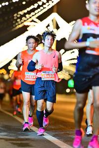 BIB: 20324, 26450
                            <button type="button" onclick="openModal(15437918)" class="btn btn-primary btn-sm float-right btn-popup" data-toggle="modal" data-target=".modal-high-quality">
                        <i class="fas fa-shopping-cart"></i> Add to Cart
                    </button>
                                            <button type="button" onclick="isThisMe(15437918, true)" class="btn btn-success btn-sm float-right btn-popup btn-isme hidden" data-toggle="tooltip" data-placement="bottom" title="นี่คือรูปของคุณใช่ไหม คลิกที่นี่เพื่อเอาเข้าอัลบั้ม">
                        <i class="fas fa-plus"></i> Add to album
                    </button>
                    <button type="button" onclick="isThisMe(15437918, false)" class="btn btn-warning btn-sm float-right btn-popup btn-isnotme hidden">
                        <i class="fas fa-ban"></i> Remove from album
                    </button>