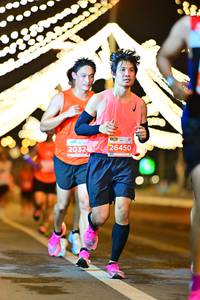 BIB: 2032, 26450
                            <button type="button" onclick="openModal(15437935)" class="btn btn-primary btn-sm float-right btn-popup" data-toggle="modal" data-target=".modal-high-quality">
                        <i class="fas fa-shopping-cart"></i> Add to Cart
                    </button>
                                            <button type="button" onclick="isThisMe(15437935, true)" class="btn btn-success btn-sm float-right btn-popup btn-isme hidden" data-toggle="tooltip" data-placement="bottom" title="นี่คือรูปของคุณใช่ไหม คลิกที่นี่เพื่อเอาเข้าอัลบั้ม">
                        <i class="fas fa-plus"></i> Add to album
                    </button>
                    <button type="button" onclick="isThisMe(15437935, false)" class="btn btn-warning btn-sm float-right btn-popup btn-isnotme hidden">
                        <i class="fas fa-ban"></i> Remove from album
                    </button>