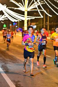 BIB: 267, 017, 40081
                            <button type="button" onclick="openModal(15390736)" class="btn btn-primary btn-sm float-right btn-popup" data-toggle="modal" data-target=".modal-high-quality">
                        <i class="fas fa-shopping-cart"></i> Add to Cart
                    </button>
                                            <button type="button" onclick="isThisMe(15390736, true)" class="btn btn-success btn-sm float-right btn-popup btn-isme hidden" data-toggle="tooltip" data-placement="bottom" title="นี่คือรูปของคุณใช่ไหม คลิกที่นี่เพื่อเอาเข้าอัลบั้ม">
                        <i class="fas fa-plus"></i> Add to album
                    </button>
                    <button type="button" onclick="isThisMe(15390736, false)" class="btn btn-warning btn-sm float-right btn-popup btn-isnotme hidden">
                        <i class="fas fa-ban"></i> Remove from album
                    </button>