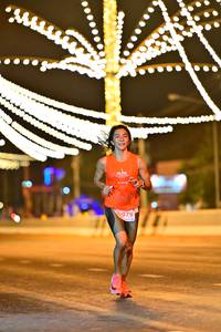 BIB: 979
                            <button type="button" onclick="openModal(15435728)" class="btn btn-primary btn-sm float-right btn-popup" data-toggle="modal" data-target=".modal-high-quality">
                        <i class="fas fa-shopping-cart"></i> Add to Cart
                    </button>
                                            <button type="button" onclick="isThisMe(15435728, true)" class="btn btn-success btn-sm float-right btn-popup btn-isme hidden" data-toggle="tooltip" data-placement="bottom" title="นี่คือรูปของคุณใช่ไหม คลิกที่นี่เพื่อเอาเข้าอัลบั้ม">
                        <i class="fas fa-plus"></i> Add to album
                    </button>
                    <button type="button" onclick="isThisMe(15435728, false)" class="btn btn-warning btn-sm float-right btn-popup btn-isnotme hidden">
                        <i class="fas fa-ban"></i> Remove from album
                    </button>