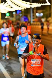 BIB: 264, 25198
                            <button type="button" onclick="openModal(15456829)" class="btn btn-primary btn-sm float-right btn-popup" data-toggle="modal" data-target=".modal-high-quality">
                        <i class="fas fa-shopping-cart"></i> Add to Cart
                    </button>
                                            <button type="button" onclick="isThisMe(15456829, true)" class="btn btn-success btn-sm float-right btn-popup btn-isme hidden" data-toggle="tooltip" data-placement="bottom" title="นี่คือรูปของคุณใช่ไหม คลิกที่นี่เพื่อเอาเข้าอัลบั้ม">
                        <i class="fas fa-plus"></i> Add to album
                    </button>
                    <button type="button" onclick="isThisMe(15456829, false)" class="btn btn-warning btn-sm float-right btn-popup btn-isnotme hidden">
                        <i class="fas fa-ban"></i> Remove from album
                    </button>