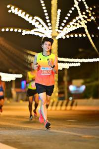 BIB: 21072
                            <button type="button" onclick="openModal(15433246)" class="btn btn-primary btn-sm float-right btn-popup" data-toggle="modal" data-target=".modal-high-quality">
                        <i class="fas fa-shopping-cart"></i> Add to Cart
                    </button>
                                            <button type="button" onclick="isThisMe(15433246, true)" class="btn btn-success btn-sm float-right btn-popup btn-isme hidden" data-toggle="tooltip" data-placement="bottom" title="นี่คือรูปของคุณใช่ไหม คลิกที่นี่เพื่อเอาเข้าอัลบั้ม">
                        <i class="fas fa-plus"></i> Add to album
                    </button>
                    <button type="button" onclick="isThisMe(15433246, false)" class="btn btn-warning btn-sm float-right btn-popup btn-isnotme hidden">
                        <i class="fas fa-ban"></i> Remove from album
                    </button>