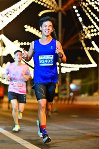 BIB: 92405, 365
                            <button type="button" onclick="openModal(15439882)" class="btn btn-primary btn-sm float-right btn-popup" data-toggle="modal" data-target=".modal-high-quality">
                        <i class="fas fa-shopping-cart"></i> Add to Cart
                    </button>
                                            <button type="button" onclick="isThisMe(15439882, true)" class="btn btn-success btn-sm float-right btn-popup btn-isme hidden" data-toggle="tooltip" data-placement="bottom" title="นี่คือรูปของคุณใช่ไหม คลิกที่นี่เพื่อเอาเข้าอัลบั้ม">
                        <i class="fas fa-plus"></i> Add to album
                    </button>
                    <button type="button" onclick="isThisMe(15439882, false)" class="btn btn-warning btn-sm float-right btn-popup btn-isnotme hidden">
                        <i class="fas fa-ban"></i> Remove from album
                    </button>