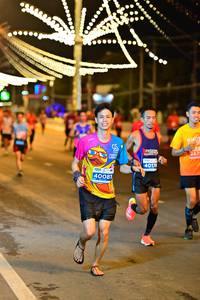 BIB: 267, 4017, 40081
                            <button type="button" onclick="openModal(15390747)" class="btn btn-primary btn-sm float-right btn-popup" data-toggle="modal" data-target=".modal-high-quality">
                        <i class="fas fa-shopping-cart"></i> Add to Cart
                    </button>
                                            <button type="button" onclick="isThisMe(15390747, true)" class="btn btn-success btn-sm float-right btn-popup btn-isme hidden" data-toggle="tooltip" data-placement="bottom" title="นี่คือรูปของคุณใช่ไหม คลิกที่นี่เพื่อเอาเข้าอัลบั้ม">
                        <i class="fas fa-plus"></i> Add to album
                    </button>
                    <button type="button" onclick="isThisMe(15390747, false)" class="btn btn-warning btn-sm float-right btn-popup btn-isnotme hidden">
                        <i class="fas fa-ban"></i> Remove from album
                    </button>